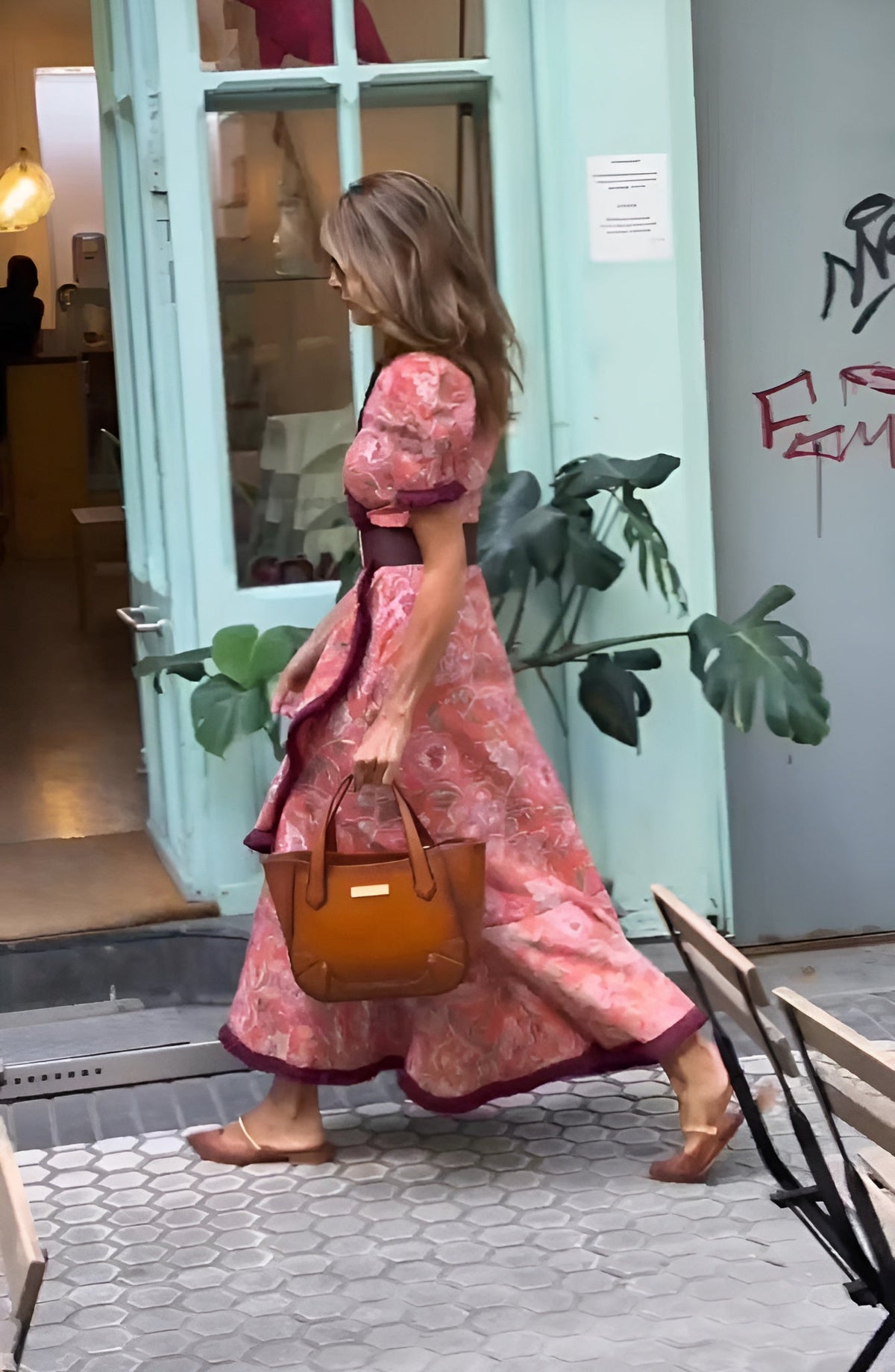 Elegant Rosa Maxi Klänning med Korta Ärmar