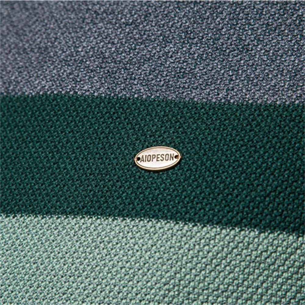 "Vincent™ | Klassisk Herrtröja" can be rewritten as "Vincent™ | Traditionell Herrtröja".