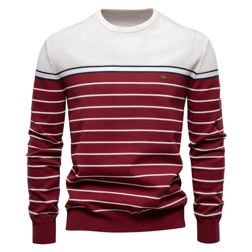 "Dennis™ | Klassisk Herrtröja" can be rewritten as "Dennis™ | Traditionell Herrtröja".